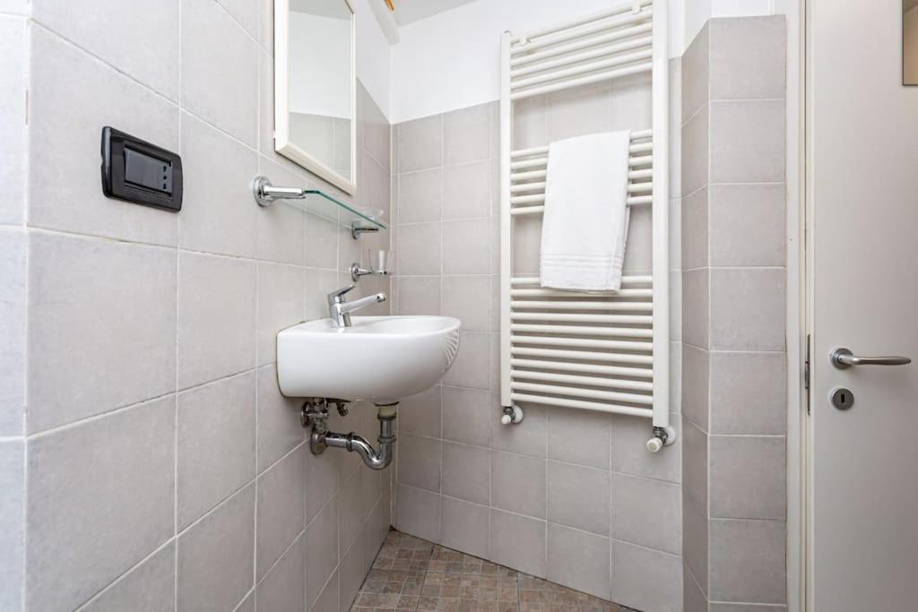 Apartment Adorno 2 - Affitti Brevi Italia Genova Eksteriør bilde